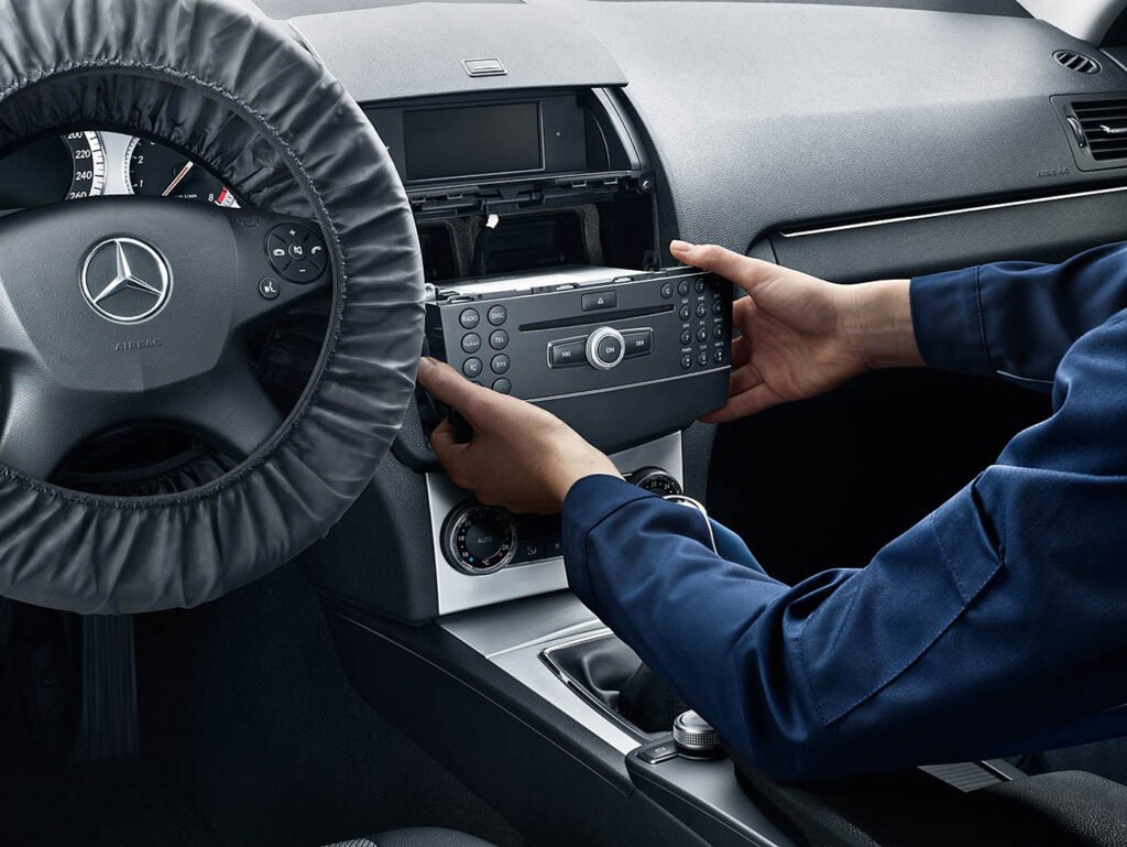 Industriefotografie Stuttgart für Mercedes Benz Tauschteile Aktion